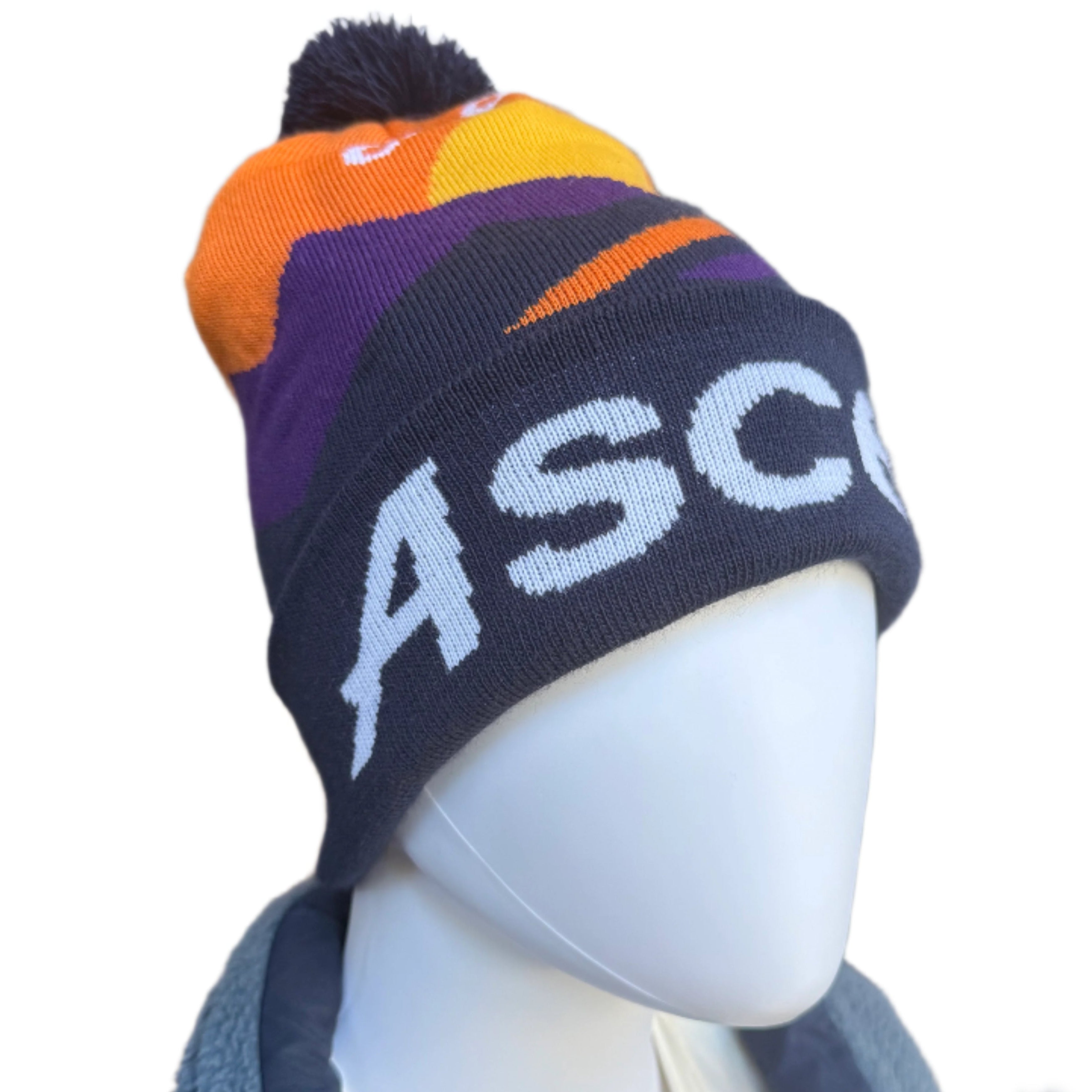 Beanie: Mountain Ascent